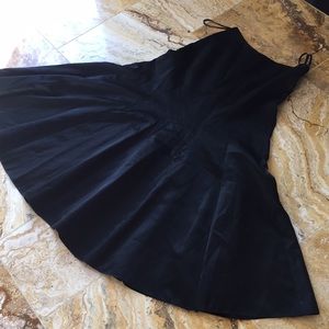 Victor Costa black taffeta maxi full-lined trumpet style maxi